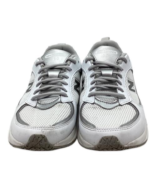 NEW BALANCE（ニューバランス）NEW BALANCE (ニューバランス) スニーカー ホワイト×シルバー サイズ:25の古着・服飾アイテム