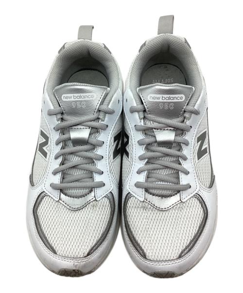 NEW BALANCE（ニューバランス）NEW BALANCE (ニューバランス) スニーカー ホワイト×シルバー サイズ:25の古着・服飾アイテム