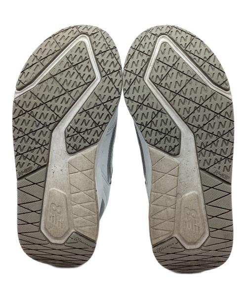 NEW BALANCE（ニューバランス）NEW BALANCE (ニューバランス) スニーカー ホワイト×シルバー サイズ:25の古着・服飾アイテム