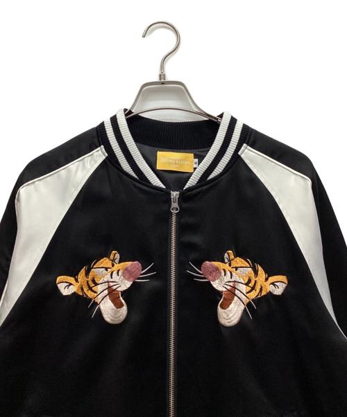 DISNEY（ディズニー）DISNEY (ディズニー) スカジャン ホワイト×ブラック サイズ:Mの古着・服飾アイテム