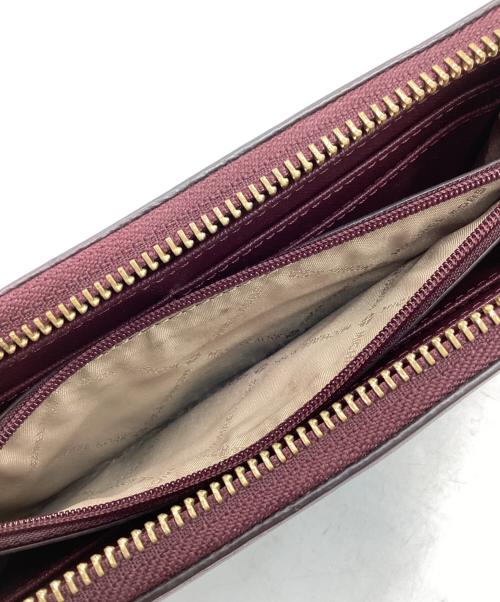 MICHAEL KORS（マイケル・コース）MICHAEL KORS (マイケル・コース) 長財布の古着・服飾アイテム