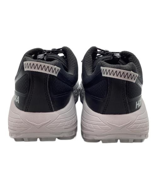 HOKAONEONE（ホカオネオネ）HOKAONEONE (ホカオネオネ) スニーカー ブラック×ホワイト サイズ:29の古着・服飾アイテム