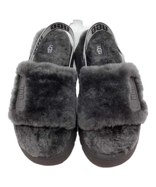UGG（アグ）UGG (アグ) サンダル グレー サイズ:USA 8の古着・服飾アイテム
