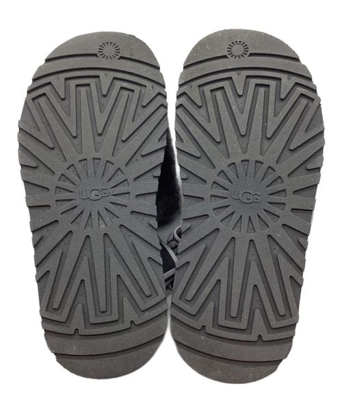 UGG（アグ）UGG (アグ) サンダル グレー サイズ:USA 8の古着・服飾アイテム