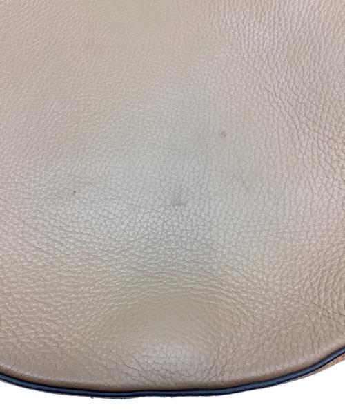 FURLA（フルラ）FURLA (フルラ) ショルダーバッグ ブラウン×オレンジの古着・服飾アイテム