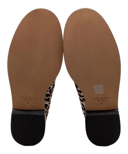 Kate Spade（ケイトスペード）Kate Spade (ケイトスペード) DECO BOW HC LOAFER ブラウン×ベージュ サイズ:6の古着・服飾アイテム