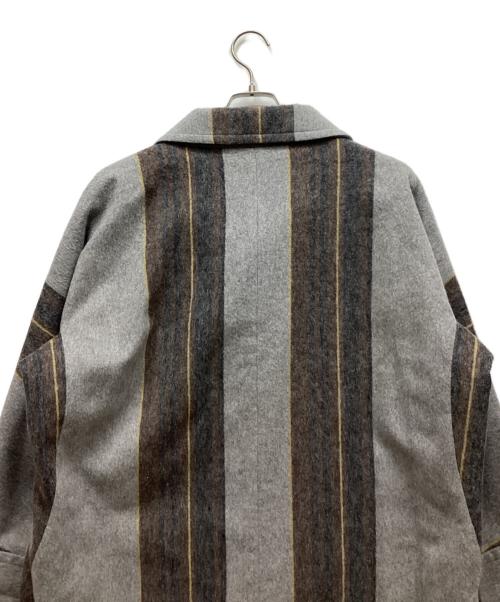 io comme io（イオコムイオ）io comme io (イオコムイオ) コート グレー サイズ:38の古着・服飾アイテム