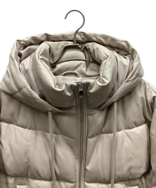 ZARA（ザラ）ZARA (ザラ) 中綿ブルゾン ホワイト サイズ:USAMの古着・服飾アイテム