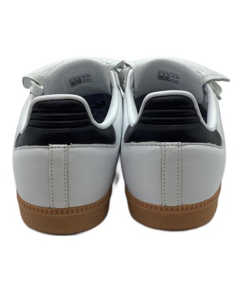 adidas（アディダス）adidas (アディダス) スニーカー ホワイト×ブラック サイズ:28.5の古着・服飾アイテム