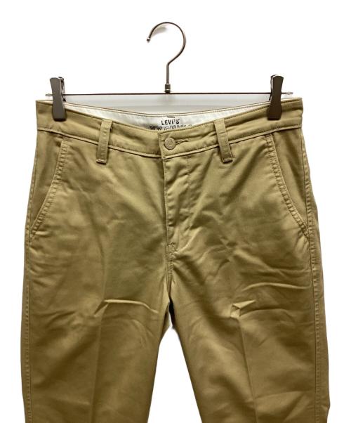 LEVI'S（リーバイス）LEVI'S (リーバイス) チノパン カーキ サイズ:W28の古着・服飾アイテム