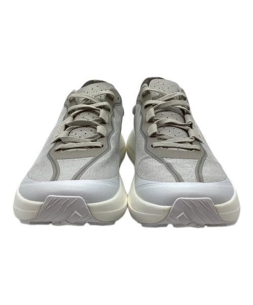 norda（ノルダ）norda (ノルダ) スニーカー ホワイト×グレー サイズ:29.5の古着・服飾アイテム