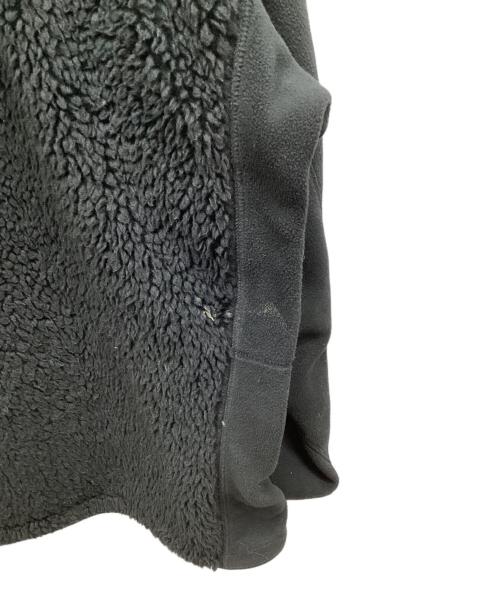 UNIQLO（ユニクロ）UNIQLO (ユニクロ) WHITE MOUNTAINEERING (ホワイトマウンテ二アニング) ボアジャケット ブラック サイズ:XLの古着・服飾アイテム