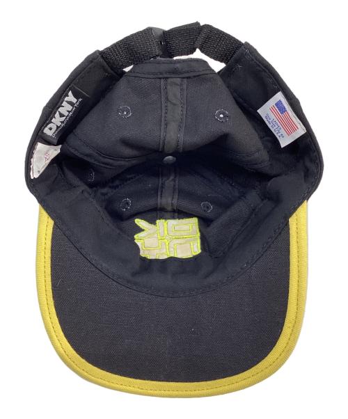 DKNY JEANS（ダナキャラン ニューヨーク ジーンズ）DKNY JEANS (ダナキャラン ニューヨーク ジーンズ) キャップ ブラック×イエローの古着・服飾アイテム