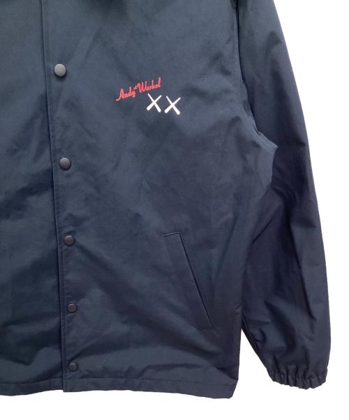 UNIQLO（ユニクロ）UNIQLO (ユニクロ) KAWS (カウズ) ジャケット ネイビー サイズ:Lの古着・服飾アイテム