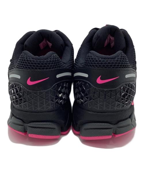 NIKE（ナイキ）NIKE (ナイキ) スニーカー ブラック×ピンク サイズ:30の古着・服飾アイテム