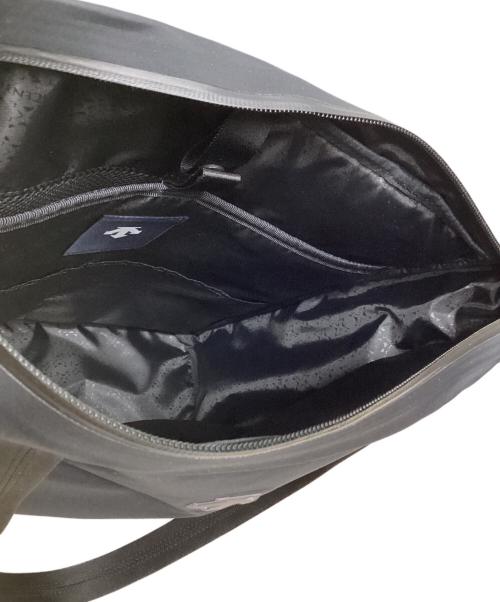 DESCENTE（デサント）DESCENTE (デサント) トートバッグ ブラックの古着・服飾アイテム