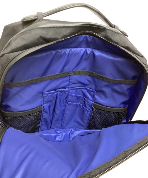 Columbia（コロンビア）Columbia (コロンビア) バックパック ブラックの古着・服飾アイテム