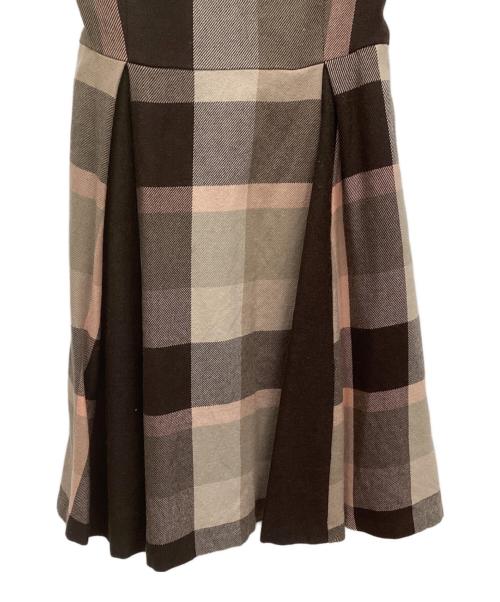 BLUE LABEL CRESTBRIDGE（ブルーレーベルクレストブリッジ）BLUE LABEL CRESTBRIDGE (ブルーレーベルクレストブリッジ) ベルト付き ギャザー Aライン ワンピース ブラウン サイズ:38の古着・服飾アイテム