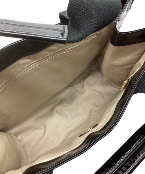 TORY BURCH（トリーバーチ）TORY BURCH (トリーバーチ) エナメルトートバッグ ブラックの古着・服飾アイテム