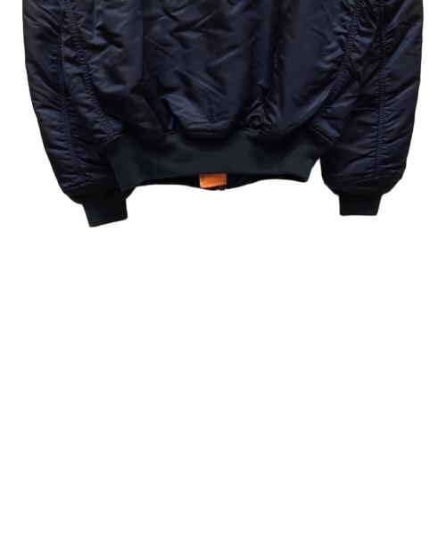ALPHA INDUSTRIES（アルファインダストリーズ）ALPHA INDUSTRIES (アルファインダストリーズ) MA-1ジャケット ネイビー サイズ:Mの古着・服飾アイテム