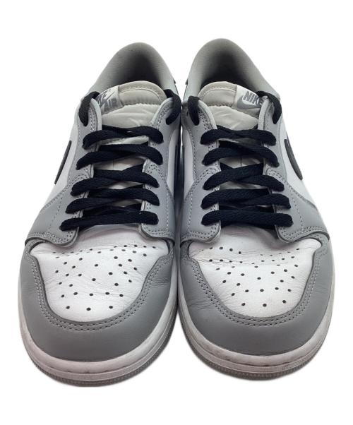 NIKE（ナイキ）NIKE (ナイキ) スニーカー グレー×ホワイト サイズ:27の古着・服飾アイテム