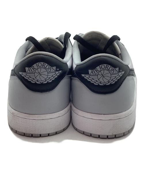 NIKE（ナイキ）NIKE (ナイキ) スニーカー グレー×ホワイト サイズ:27の古着・服飾アイテム