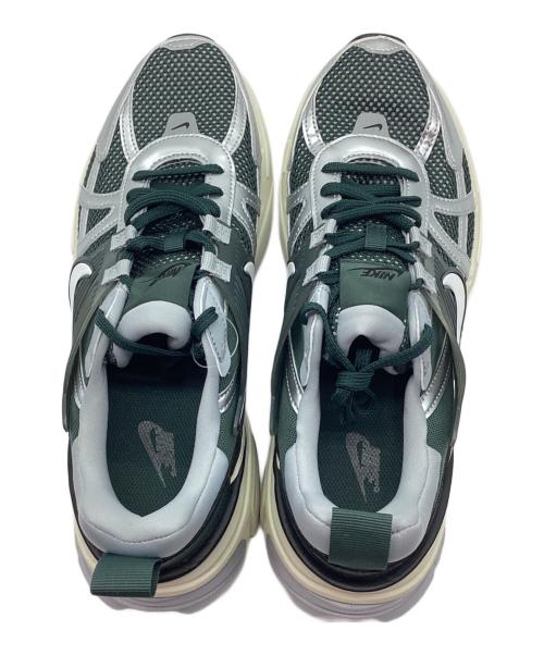 NIKE（ナイキ）NIKE (ナイキ) スニーカー グリーン×シルバー サイズ:27.5の古着・服飾アイテム