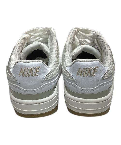 NIKE（ナイキ）NIKE (ナイキ) スニーカー ホワイト サイズ:24の古着・服飾アイテム