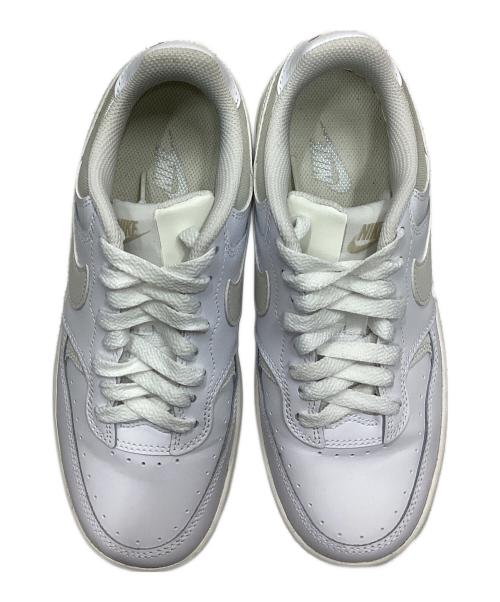 NIKE（ナイキ）NIKE (ナイキ) スニーカー ホワイト サイズ:24の古着・服飾アイテム