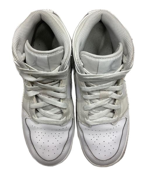 NIKE（ナイキ）NIKE (ナイキ) スニーカー ホワイト サイズ:23.5の古着・服飾アイテム