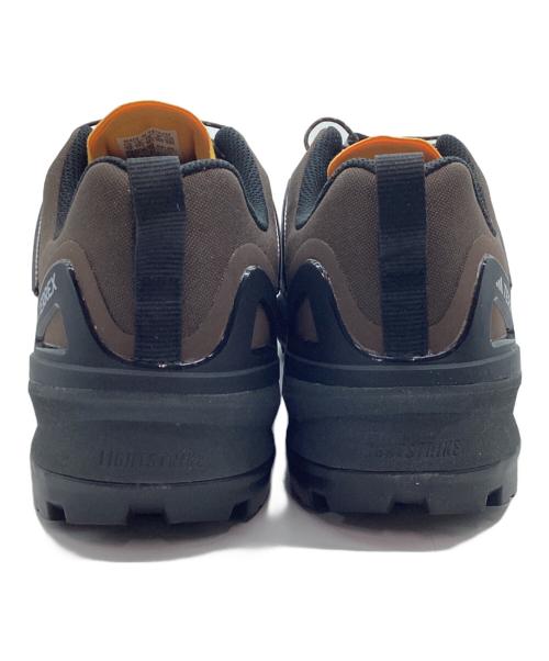 adidas（アディダス）adidas (アディダス) スニーカー ブラウン×イエロー サイズ:29の古着・服飾アイテム