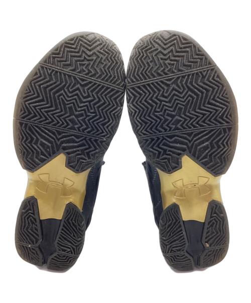 UNDER ARMOUR（アンダーアーマー）UNDER ARMOUR (アンダーアーマー) スニーカー ブラック×ゴールド サイズ:29の古着・服飾アイテム