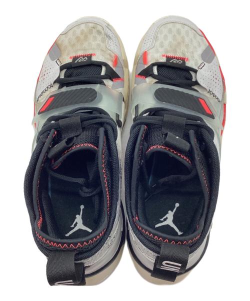 NIKE（ナイキ）NIKE (ナイキ) スニーカー ホワイト サイズ:28の古着・服飾アイテム