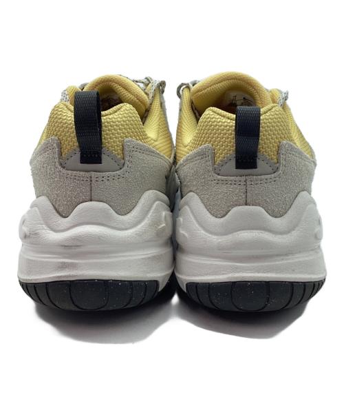 NIKE（ナイキ）NIKE (ナイキ) シューズ イエロー×ベージュ サイズ:30の古着・服飾アイテム
