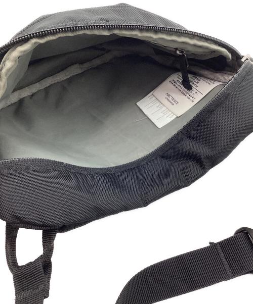 ARC'TERYX（アークテリクス）ARC'TERYX (アークテリクス) ボディーバッグ ブラックの古着・服飾アイテム