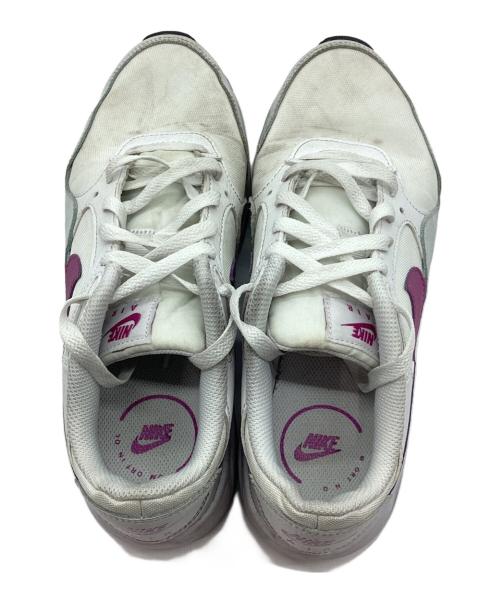 NIKE（ナイキ）NIKE (ナイキ) スニーカー ホワイト サイズ:24.5の古着・服飾アイテム