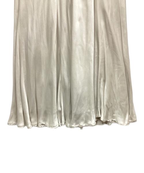 CADUNE（カデュネ）CADUNE (カデュネ) スカート アイボリー サイズ:36の古着・服飾アイテム