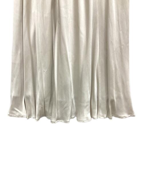 CADUNE（カデュネ）CADUNE (カデュネ) スカート アイボリー サイズ:36の古着・服飾アイテム