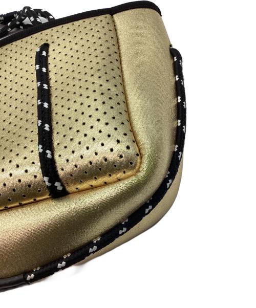 VELERO（ヴェレロ）VELERO (ヴェレロ) ショルダーバッグ ゴールドの古着・服飾アイテム