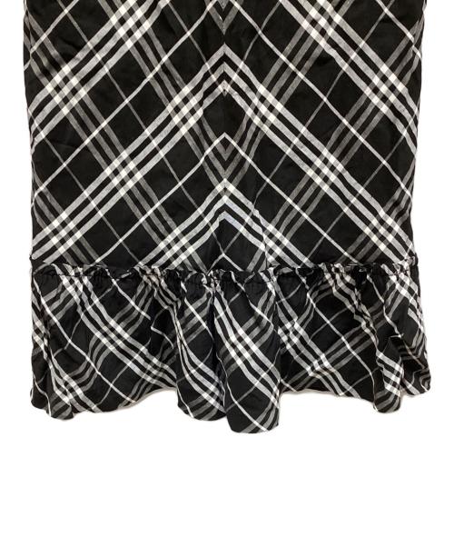 BURBERRY LONDON（バーバリーロンドン）BURBERRY LONDON (バーバリーロンドン) ロングスカート ブラック サイズ:36の古着・服飾アイテム