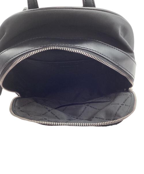 MICHAEL KORS（マイケル・コース）MICHAEL KORS (マイケル・コース) リュック ブラックの古着・服飾アイテム