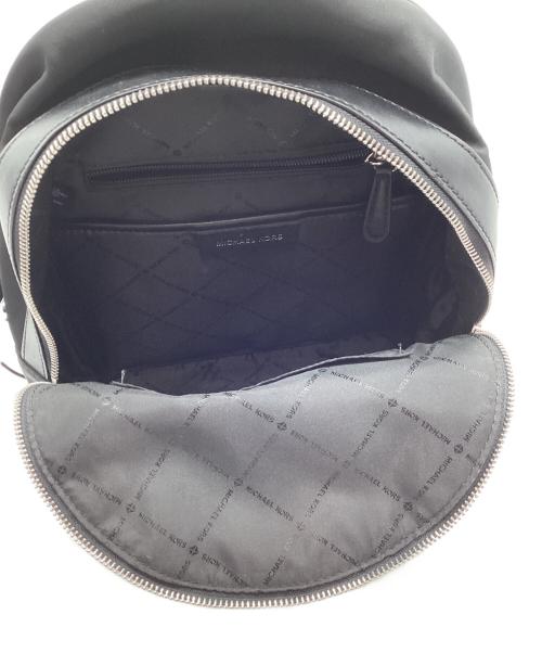 MICHAEL KORS（マイケル・コース）MICHAEL KORS (マイケル・コース) リュック ブラックの古着・服飾アイテム