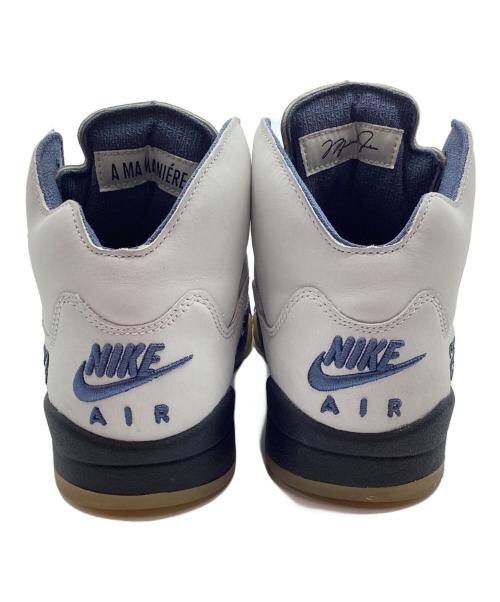 NIKE（ナイキ）NIKE (ナイキ) A Ma Maniere (ア・マ・マニエール) スニーカー ライトグレー サイズ:24の古着・服飾アイテム