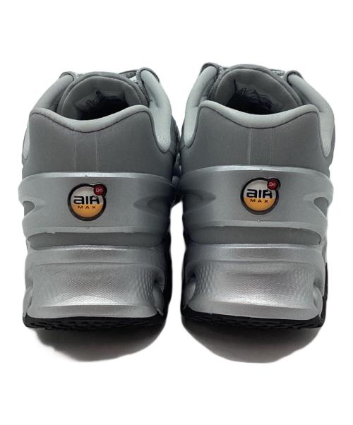 NIKE（ナイキ）NIKE (ナイキ) スニーカー グレー サイズ:27.5 未使用品の古着・服飾アイテム