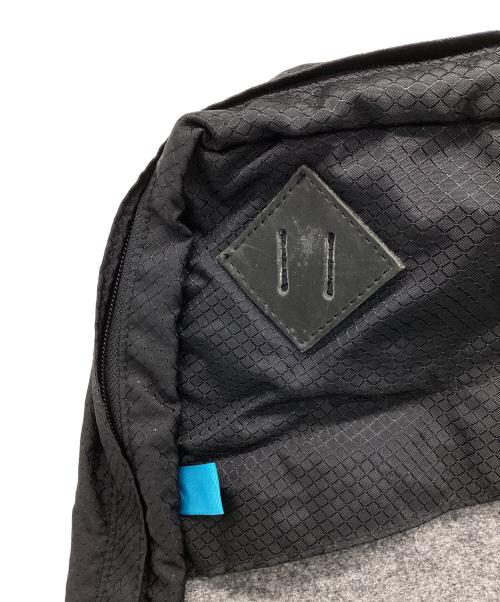 HIGH ABOVE（ハイアバブ）HIGH ABOVE (ハイアバブ) バックパック ブラック×グレーの古着・服飾アイテム