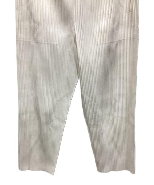 ISSEY MIYAKE me（イッセイ ミヤケ ミー）ISSEY MIYAKE me (イッセイ ミヤケ ミー) パンツ ホワイト サイズ:-の古着・服飾アイテム