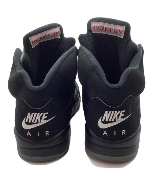 NIKE（ナイキ）NIKE (ナイキ) スニーカー ブラック×シルバー サイズ:26の古着・服飾アイテム