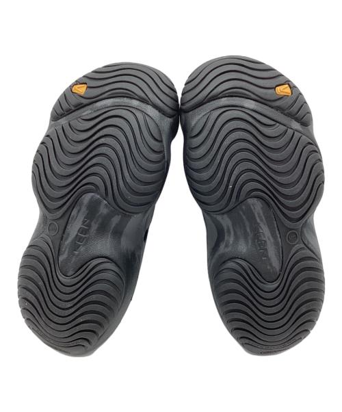 KEEN（キーン）KEEN (キーン) サンダル グレー サイズ:28の古着・服飾アイテム