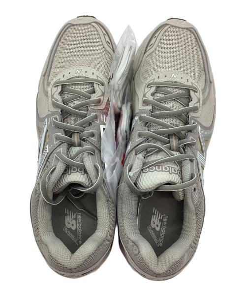 NEW BALANCE（ニューバランス）NEW BALANCE (ニューバランス) スニーカー ベージュ サイズ:27 未使用品の古着・服飾アイテム