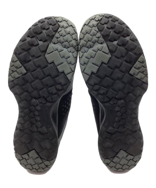 NIKE（ナイキ）NIKE (ナイキ) スニーカー グレー×ブラック サイズ:28の古着・服飾アイテム